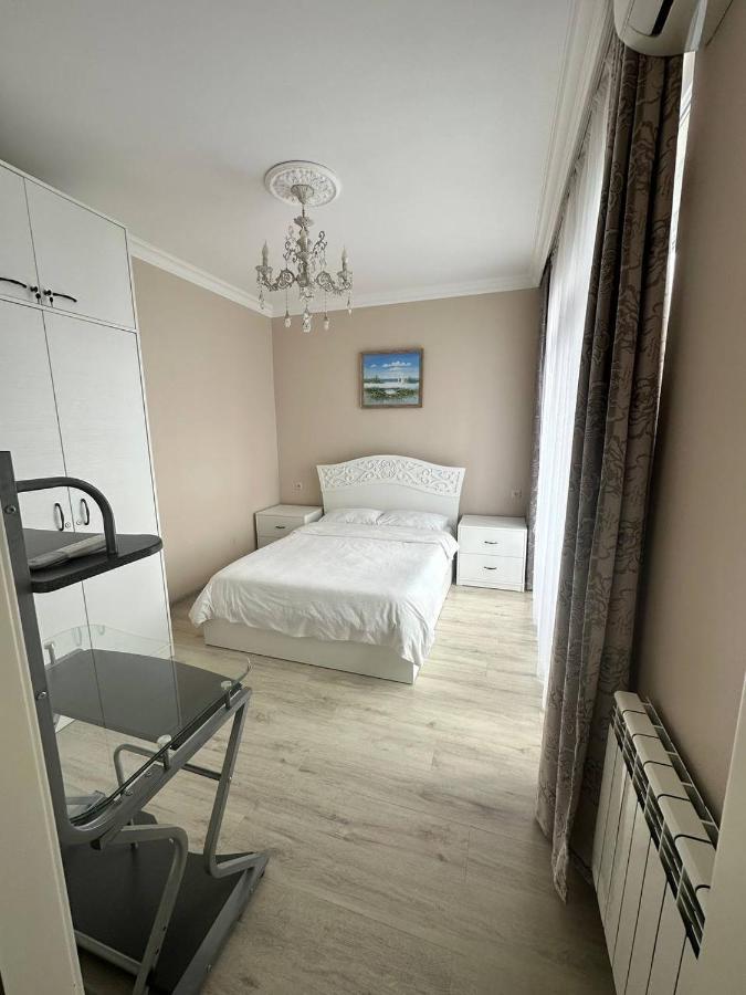 Apartment 7 Batumi Esterno foto